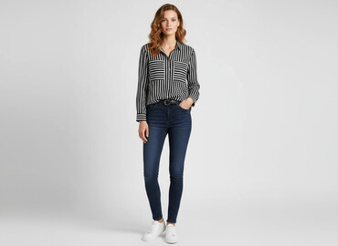 cross jeans zakręt: H&M, Women`s shirt, size L