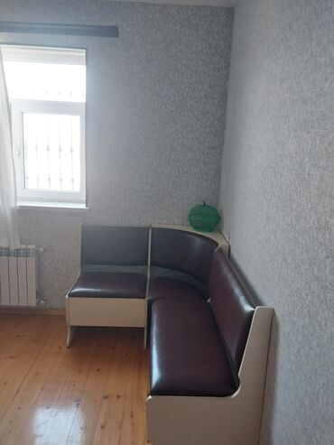 Həyət evləri və villaların satışı: 4 otaqlı, 130 kv. m, Kredit yoxdur, Orta təmir — 15