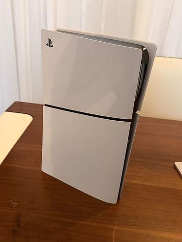 sony maqintafon: PlayStation 5 (PS5) – rəng: ağ 1tb(≈12 oyun) Endirim olacaq GTA 6 — 2