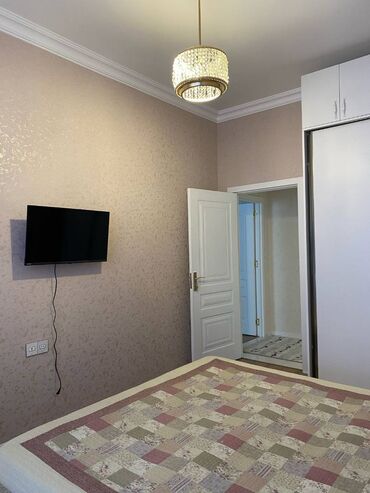 Uzunmüddətli kirayə mənzillər: Mənzil kirayə verilir. 2 qanuni otaq və ayrı mətbəxt, 14.10 mər, 82 — 8