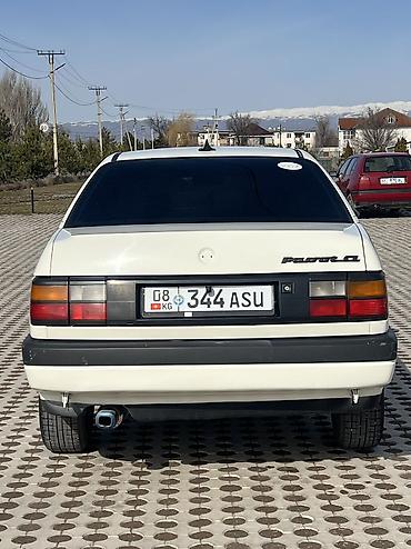 Volkswagen: Volkswagen Passat: 1991 г., 1.8 л, Механика, Бензин, Седан — 4