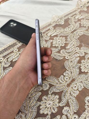 Apple iPhone: IPhone 11, 128 GB, Deep Purple — 12
