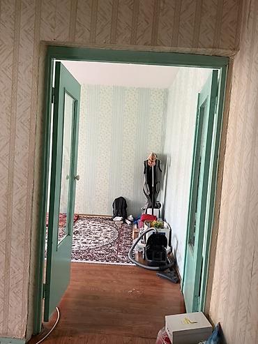 продаю однокомнатную: 1 комната, 37 м², Джал-29 105 серия, 4 этаж — 7