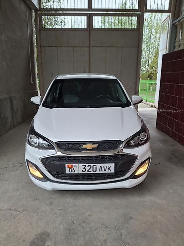 Chevrolet Spark: 2019 г., 1 л, Вариатор, Бензин