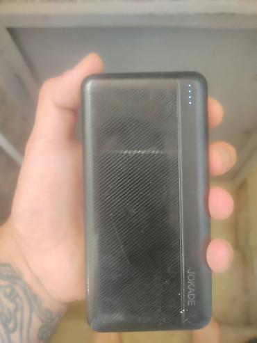 200 manatliq plansetler: 20 min vatlıq powerbank. Az işlənib. Problemi yoxdur. Qiymət sondu — 2