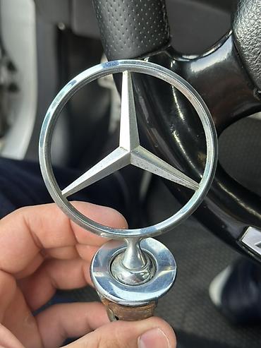 Mercedes-Benz kapot emblemi idiyal vəziyətdə Xromdu paslanmır ünvan lalafo.az -da Mercedes-Benz kapot emblemi idiyal vəziyətdə Xromdu paslanmır ünvan