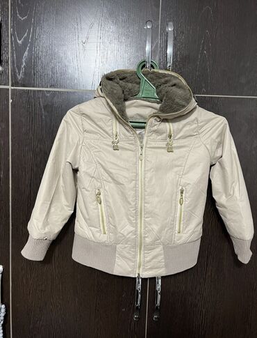 baby yoya: Куртка Детский с Капюшоном лет 7,8 подойдут Состояние Отличный at lalafo.kg baby yoya: Куртка Детский с Капюшоном лет 7,8 подойдут Состояние Отличный