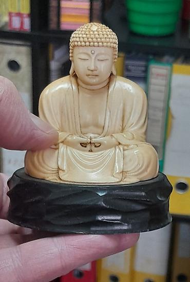 dušeci za ležaljke: Japanska slonovaca rezbarija – škola Tokio, majstor Yoshiyuki (oko — 7
