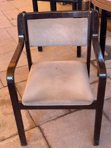 продаю яйцо: Стул с подлокотниками в классическом стиле. В количестве 6 шт. -