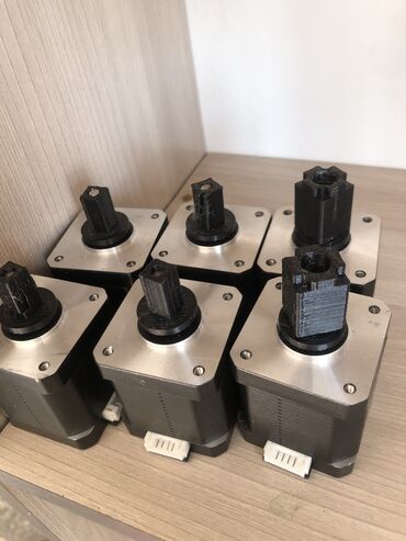 не рабочем: NEMA 17 59 Ncm 2A