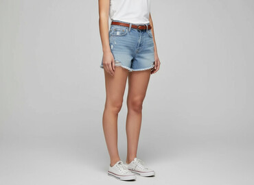 jeans mom slim fit stradivarius: Terranova, Шорти жіночі, розмір M