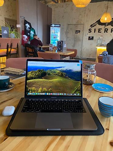 macbook бу: Для программирования, Б/у, Apple M1 Pro, ОЗУ, RAM: 8 ГБ — 2