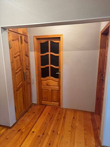 Köhnə tikili: Bakı, Yeni Günəşli Massiv D, 3 otaqlı, Köhnə tikili, 70 kv. m — 7