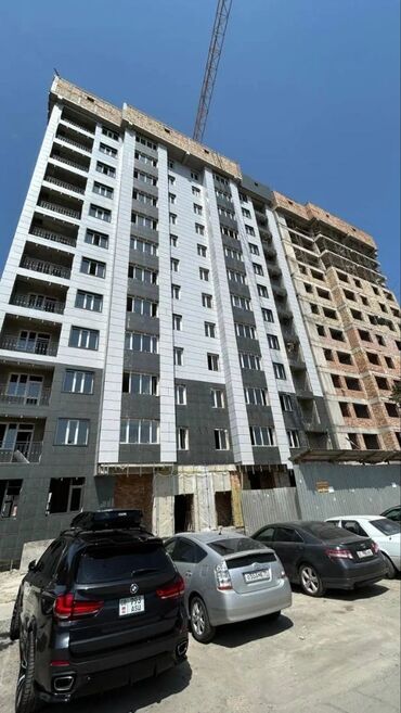 вторичное жилье: 1 комната, 43 м², Элитка, 8 этаж, ПСО (под самоотделку)