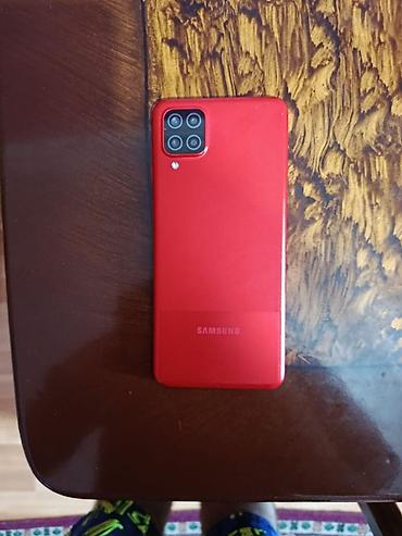 samsung a 12 kabro: Samsung Galaxy A12, 64 GB, rəng - Qırmızı, Sensor — 3