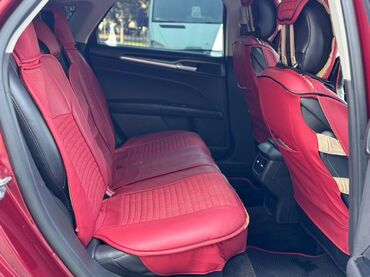 Ford: Ford Fusion – qırmızı mettalik sedan - Korpus: 4 qapılı sedan — 10