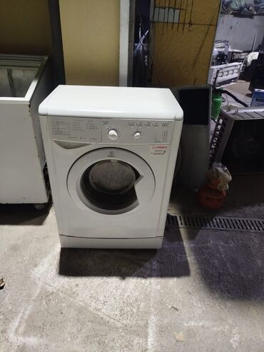 işlənmiş paltaryuyan maşınların satışı: Indesit paltaryuyan5 kq 170 m son