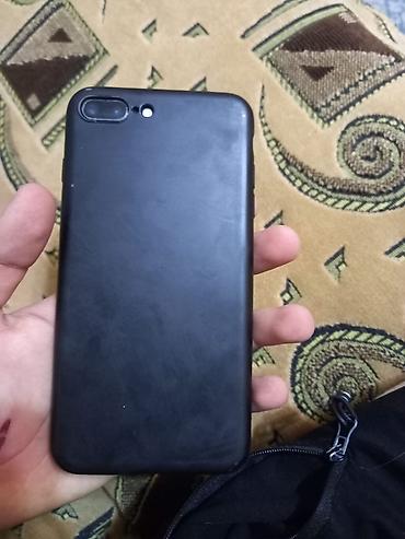 Apple iPhone: IPhone 8 Plus, 64 GB, Qara, Barmaq izi — 8