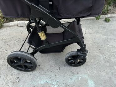 Araba-beşiklər: Uşaq arabası qırıq sökük yoxdur az işlənibdir beşiyinin istiqaməti — 4