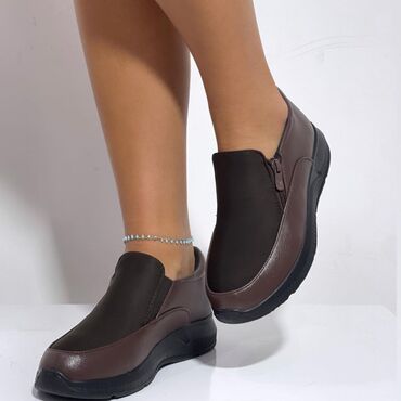 bunda od zeca cijena: Loafers, 41