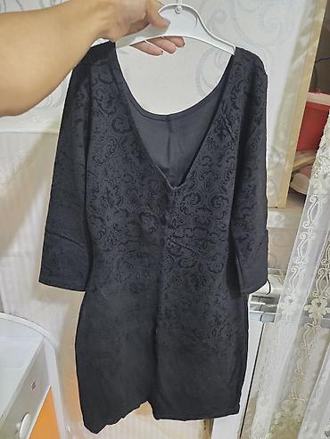 gen: - Model: mini/orta uzunluqda, düz Akəsim - Dekor: üzərində barokko — 2