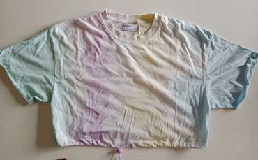 crop top new yorker: Bershka top crop majica samo oprana nije nošena veličina xs čist tanak