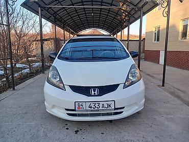 skoda rapid 2012: Honda Fit: 2010 г., 1.5 л, Автомат, Бензин, Хэтчбэк — 1