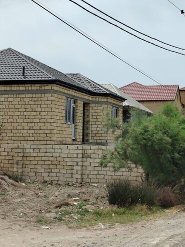 8mkr kirayə evlər: Saray, 115 kv. m, 3 otaqlı, Hovuzsuz, İşıq, Su, Kanalizasiya