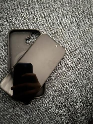 2.el telefonlar iphone: IPhone 16, 128 GB, Qara — 6