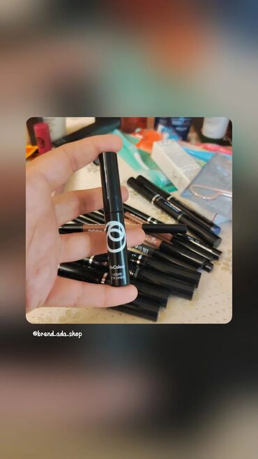 Ətriyyat: Xanimlar. metroya odenişsiz çatdirma var. çox alan az ödəyər. bayrama — 7