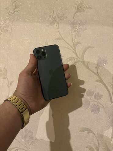 Apple iPhone: IPhone 11 Pro — 7