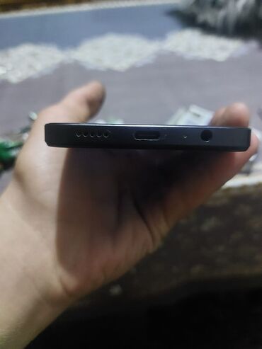 телефон fly evo tech 4: Honor X 5 plus hərşeyi işlək di 64 yaddaş Heçbir prablemi yoxdu ciddi