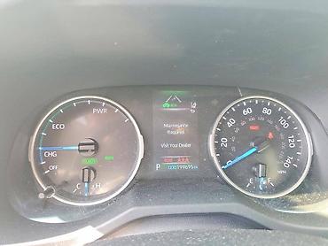 Продажа авто: Toyota RAV4: 2022 г., 2.5 л, Автомат, Гибрид — 10