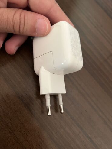 Adapterlər: Adapter Apple, 12 Vt, İşlənmiş