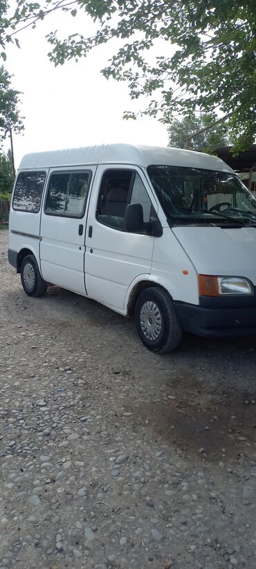 avtomobil şüşə silənləri: Ford Transit: 2.5 l | 1991 il | 295128 km Mikroavtobus