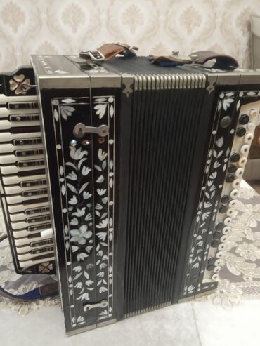 playstation 3 kiraye: Qarmon tezekimidi 76 ilin qarmonudu çox calinmiyib dilleri sedefdi