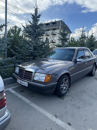 салон сиденья на мерседес 124: Mercedes-Benz W124: 1992 г., 2.3 л, Автомат, Бензин, Седан — 2