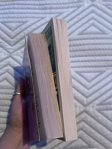 Спорт и хобби: Набор из 2 книг в мягкой обложке: 1) Татьяна Полякова — «Любовь очень — 3