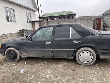 Mercedes-Benz: Mercedes-Benz E-Class: 1993 г., 2.9 л, Механика, Дизель, Седан