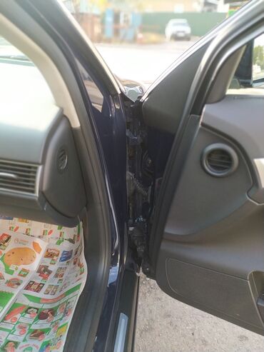 Audi: Audi A6: 2005 г., 3.2 л, Типтроник, Бензин, Седан — 17