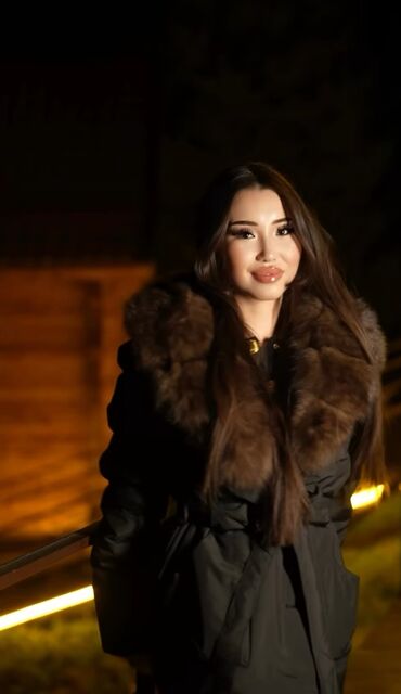 Пуховики и зимние куртки: Пуховик, Короткая модель, Ультралегкий, С поясом, С мехом, Все размеры — 3