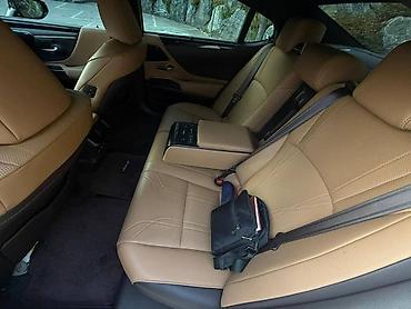 Lexus: Lexus ES: 2020 г., 2.5 л, Вариатор, Гибрид, Седан — 17