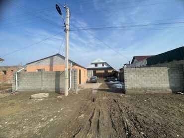 загородный дом: Времянка, 48 м², 4 комнаты, Собственник, Старый ремонт