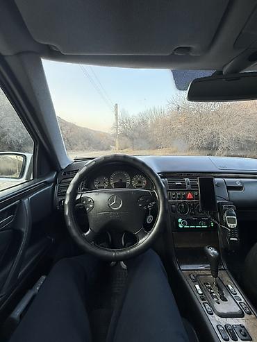 лак авто: Mercedes-Benz E-Class: 2002 г., 3.2 л, Автомат, Бензин, Седан — 7