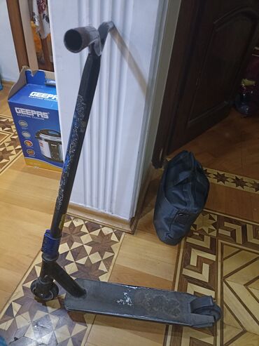 трюковой самокат: Freestyle skuter - Güclü metal gövdə və T-formalı sükan - Bərkidilmiş