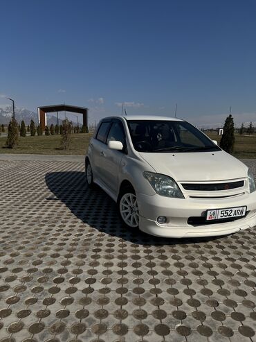 тайотта руннер: Toyota ist: 2003 г., 1.5 л, Автомат, Бензин, Хэтчбэк