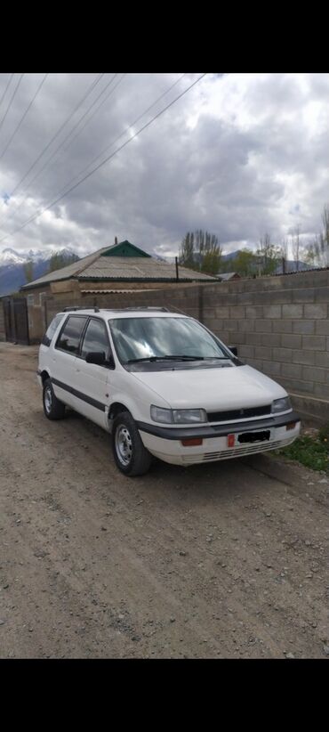 мицубиси монтеро: Mitsubishi Space Wagon: 1993 г., 2 л, Механика, Бензин, Минивэн