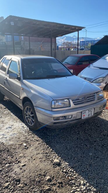 вента жалал абад: Volkswagen Vento: 1997 г., 1.8 л, Механика, Газ, Седан