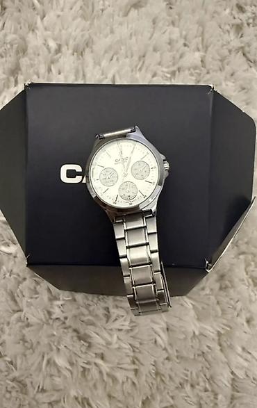 Casio kişi qol saatı - Marka/model: Casio (klassik xronoqraf tərzi) -
