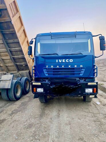 yük maşınlar: Iveco trakker, 2007 il, motor 3.8 l, Samosval, İşlənmiş